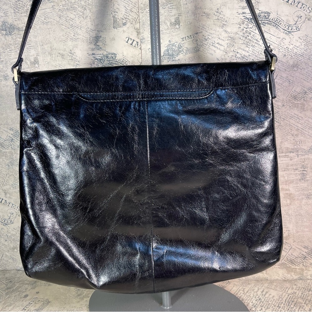 HOBO Vintage Hide Black Leather Crossbody Shoulder Bag Soft Distressed Leather - Picture 4 of 15